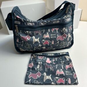 LeSportsac Deluxe Everyday Bag Expandable Fun Dog Print Bow Wow Bag Crossbody